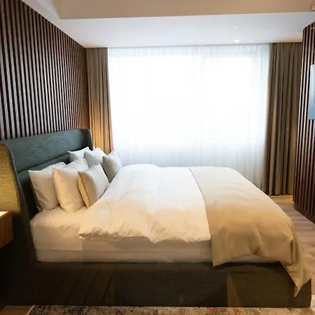 By Ihg 4* Beograd